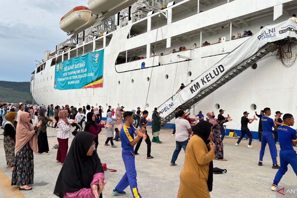 Hotel terapung KM Kelud dikunjungi 14 ribu orang selama PON XXI