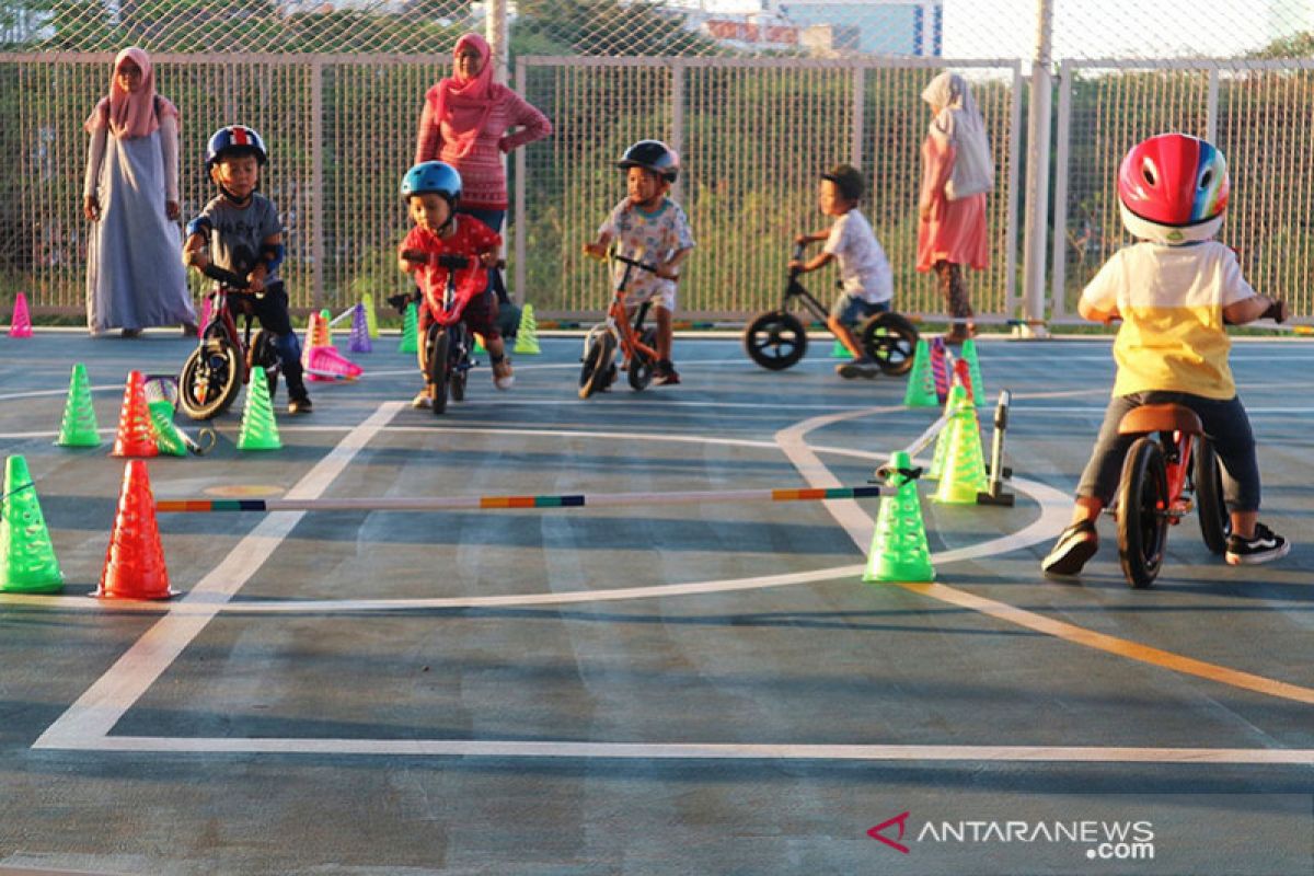 Perkembangan motorik anak bisa diasah di rumah